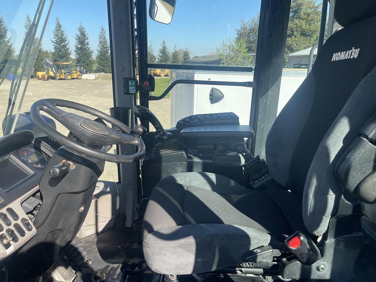 Used 2018 Komatsu WA380-8