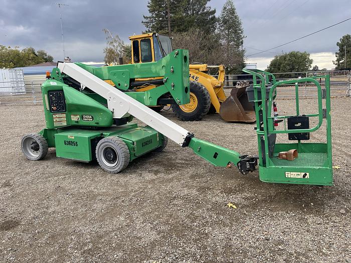 Used 2014 JLG E400AN 2WD 40FT
