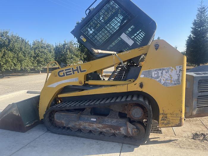 Used 2005 Gehl CLT80