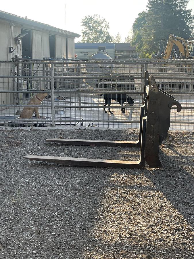 Used 2018 JRB Heavy Duty 60" Forks