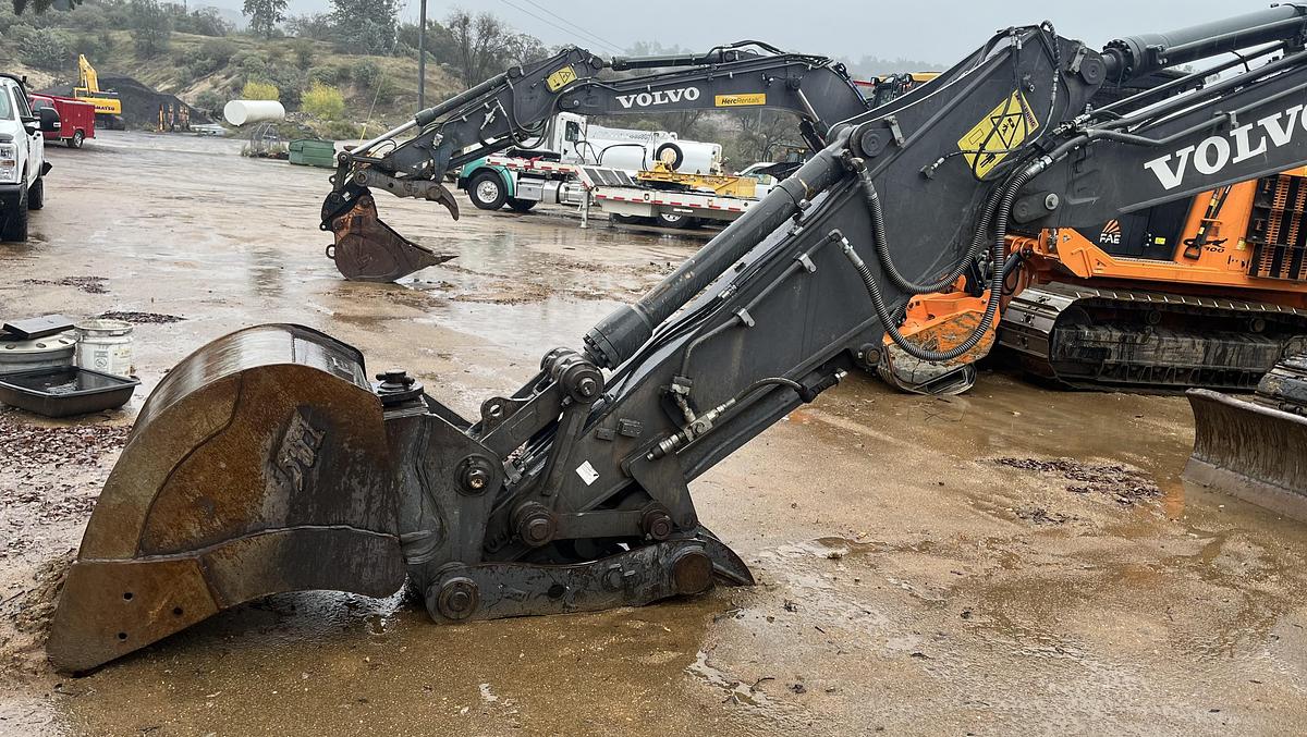 Used 2019 Volvo ECR145EL