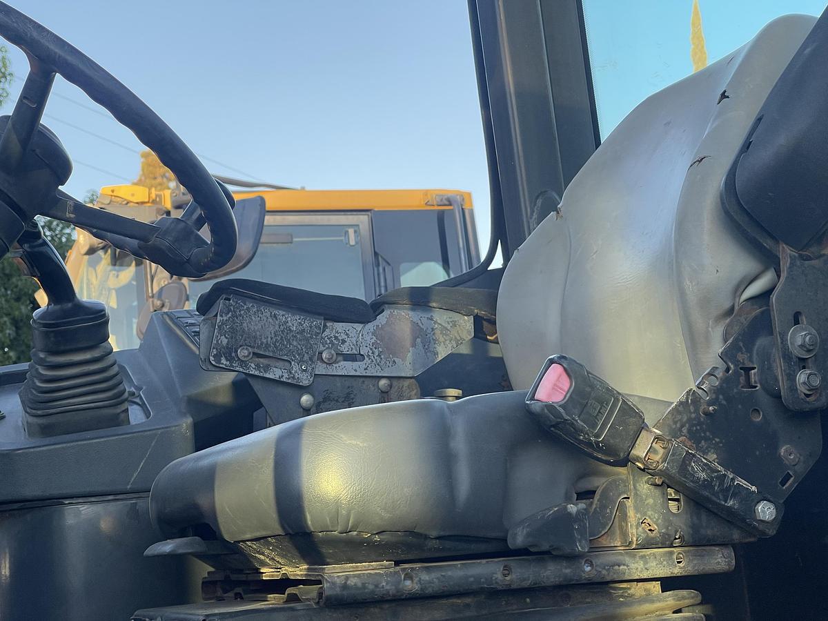 Used 2007 John Deere 644J