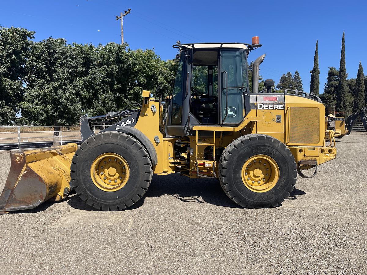 Used 2008 John Deere 444J