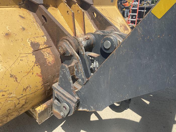 Used 2015 John Deere 624K