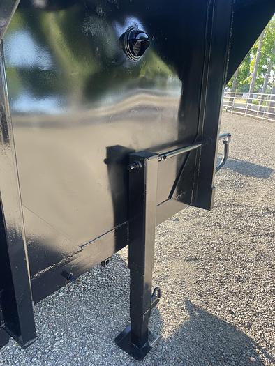 Used 2023 Custom Gooseneck Service Utility Weld