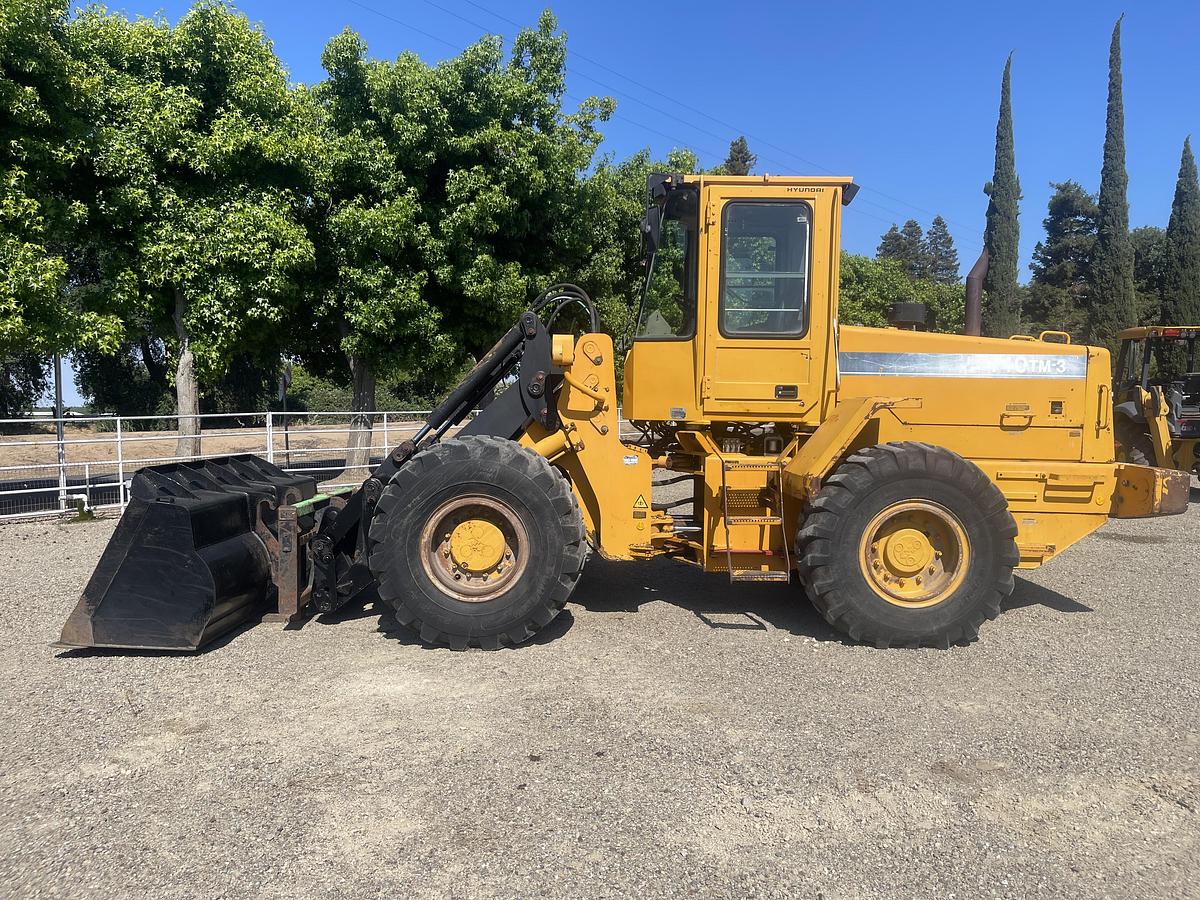 Used 2000 Hyundai HL740TM-3