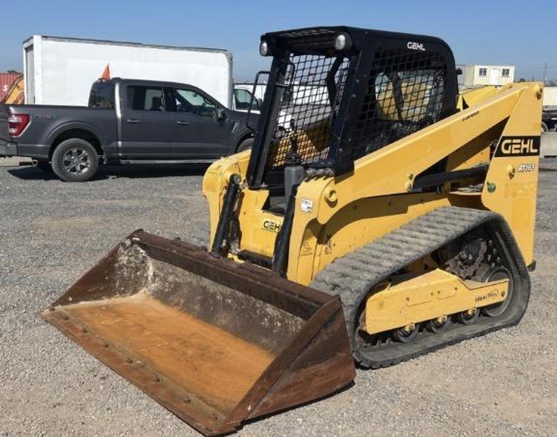 Used 2023 Gehl RT165