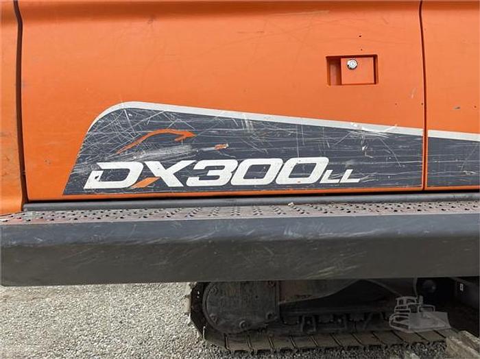 Used 2018 Doosan DX300 LL-5