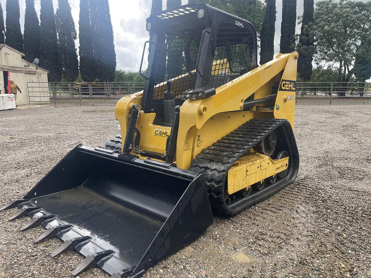 Used 2023 Gehl RT165