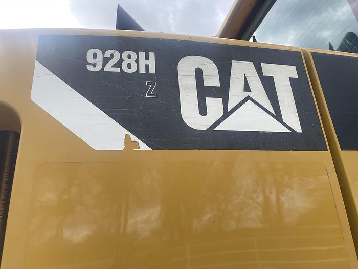 Used 2010 Cat 938Hz