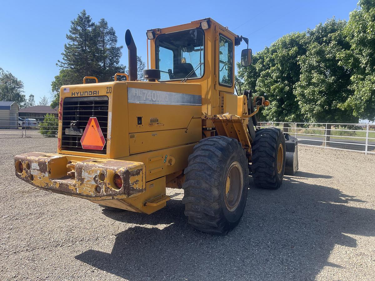 Used 2000 Hyundai HL740TM-3