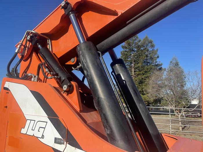 Used 2008 SkyTrak 8042