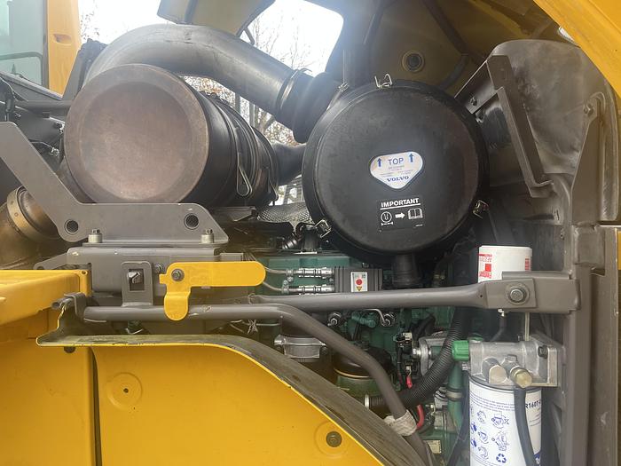 Used 2013 Volvo L110G