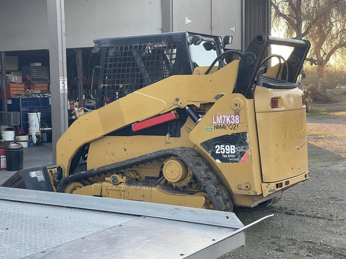 Used 2013 CAT 259B3