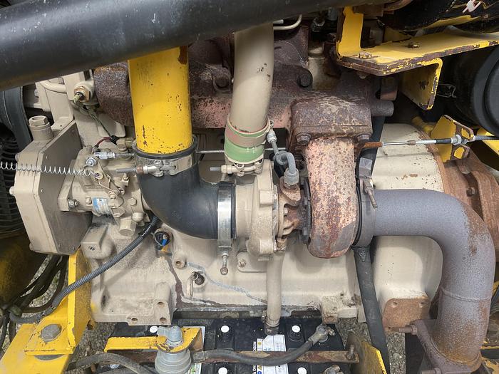 Used 1998 GEHL DL-10H 44