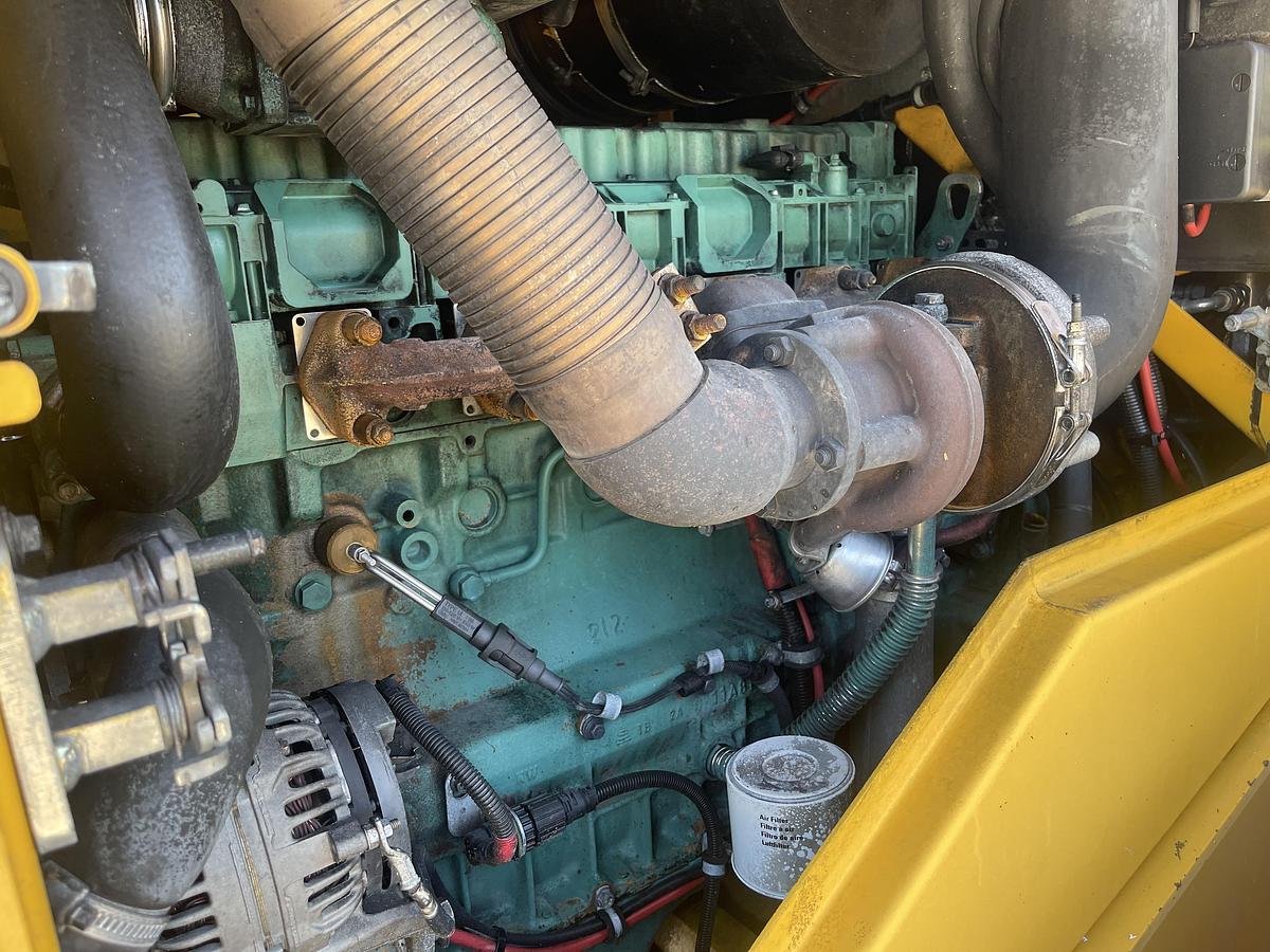 Used 2008 VOLVO L70F