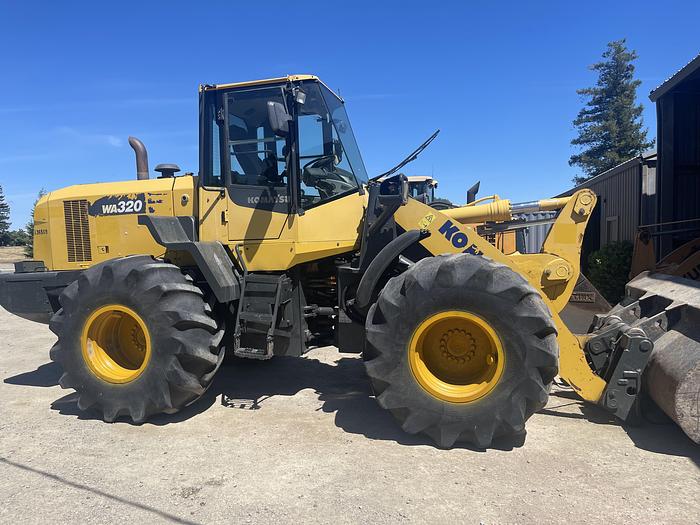 Used 2015 Komatsu WA 320-7