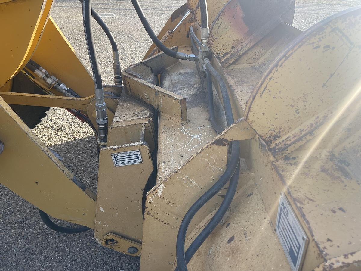 Used 2004 Cat 924GZ
