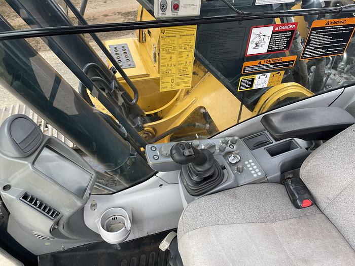 Used 2019 John Deere 210G LC