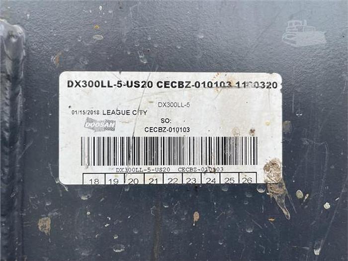 Used 2018 Doosan DX300 LL-5