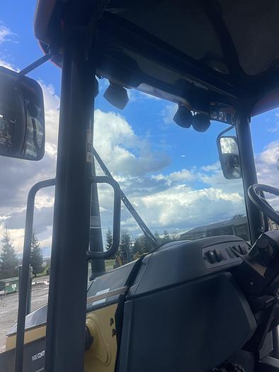 Used 2011 John Deere 310J