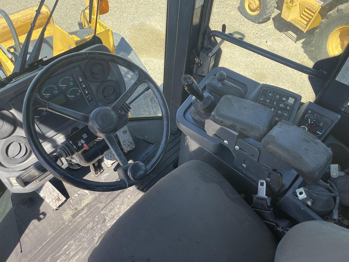 Used 2008 John Deere 444J