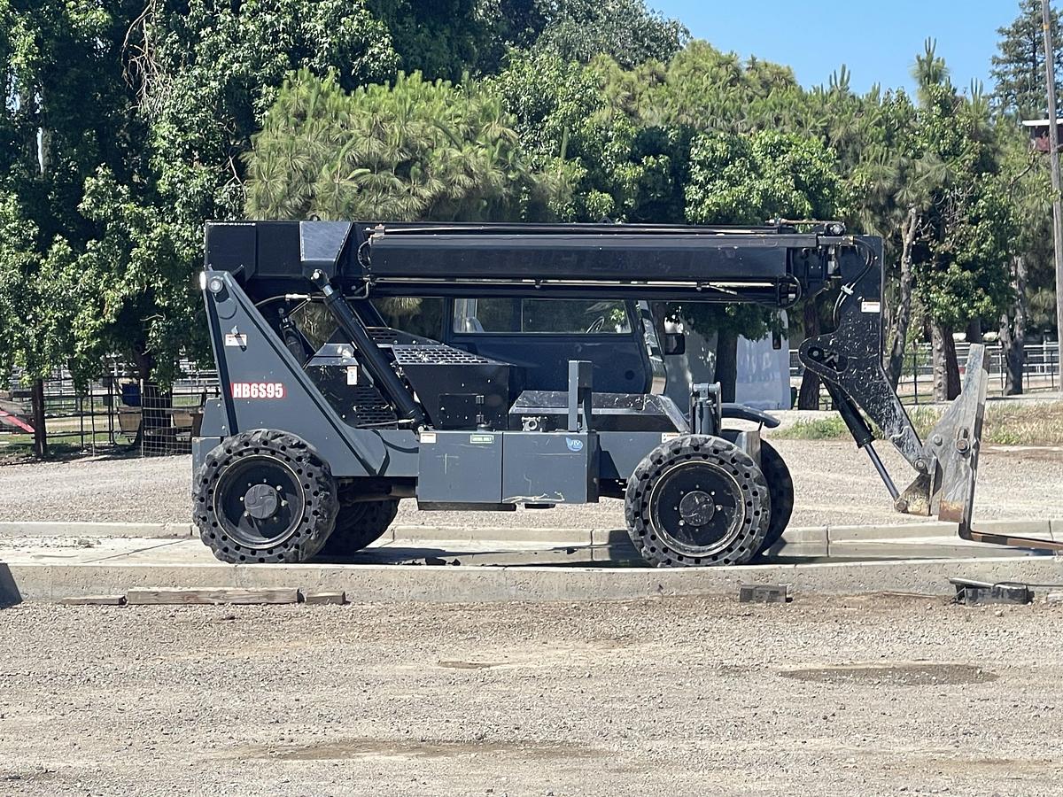 Used 2017 Gehl R56-34