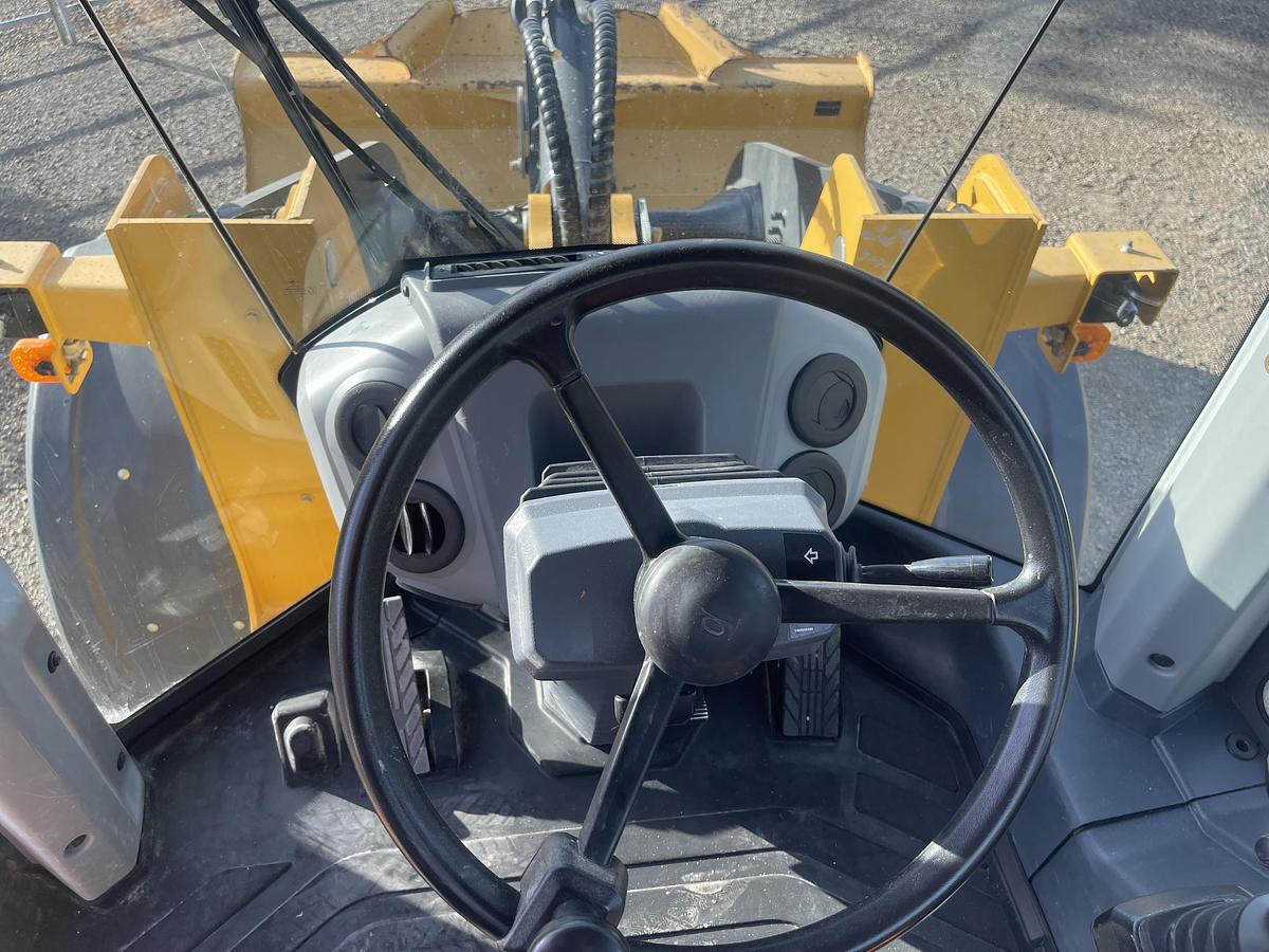 Used 2021 John Deere 524P