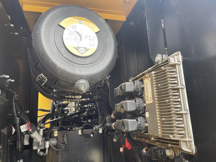 Used 2019 John Deere 210G LC