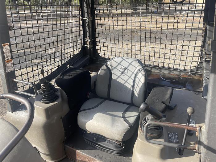 Used 2006 Case 850K XLT