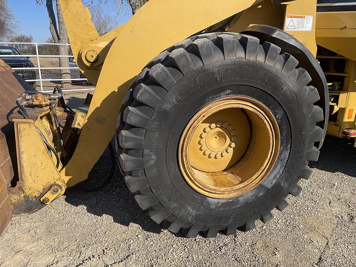 Used 2000 Cat 928G