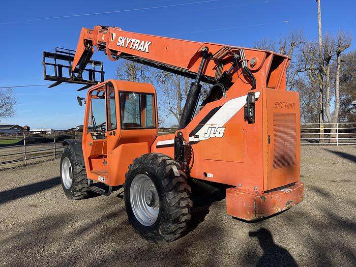 Used 2008 SkyTrak 8042