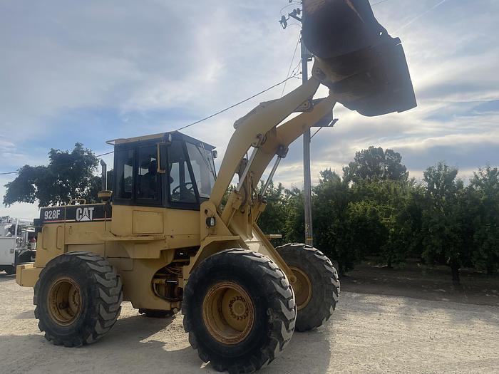 Used 1997 Cat 928F