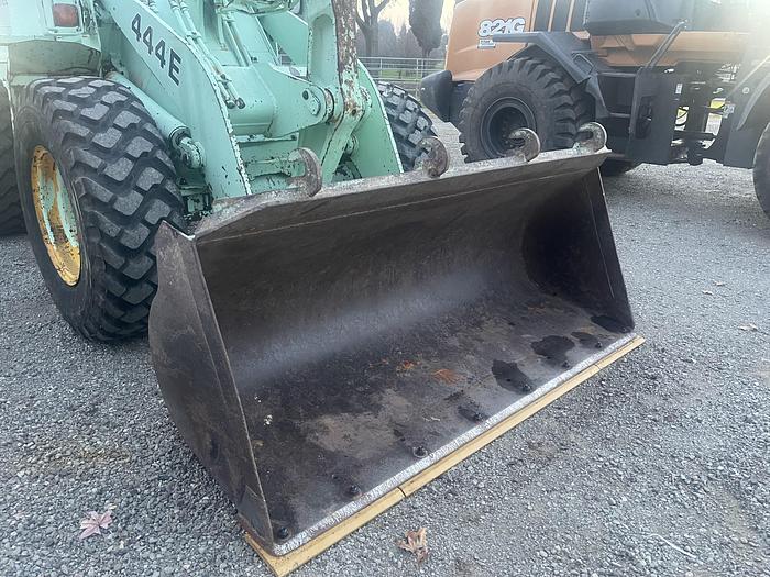 Used 1990 John Deere 444E