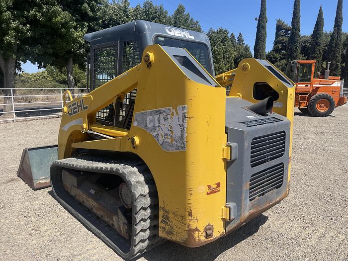 Used 2005 Gehl CLT80