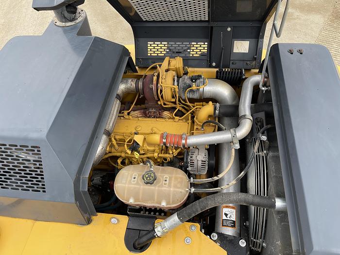 Used 2019 John Deere 210G LC