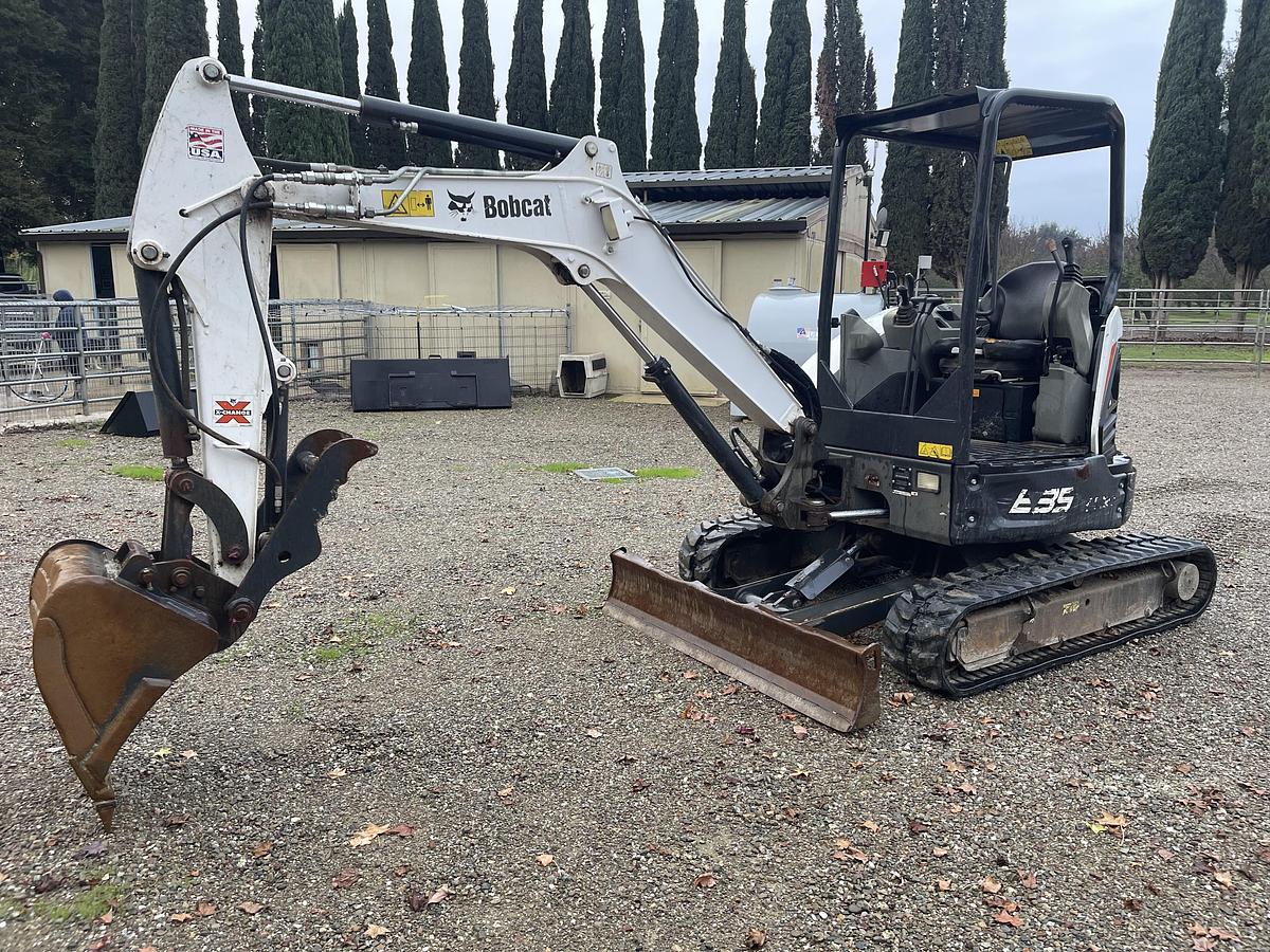 Used 2018 Bobcat E35 zts