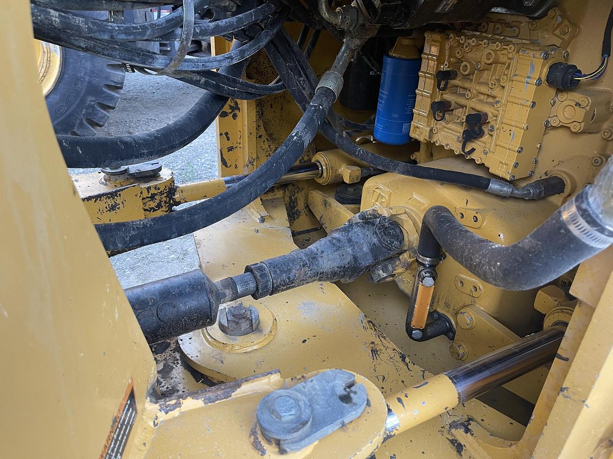 Used 2007 John Deere 644J