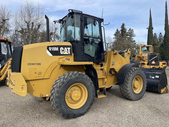 Used 2016 Cat 918M