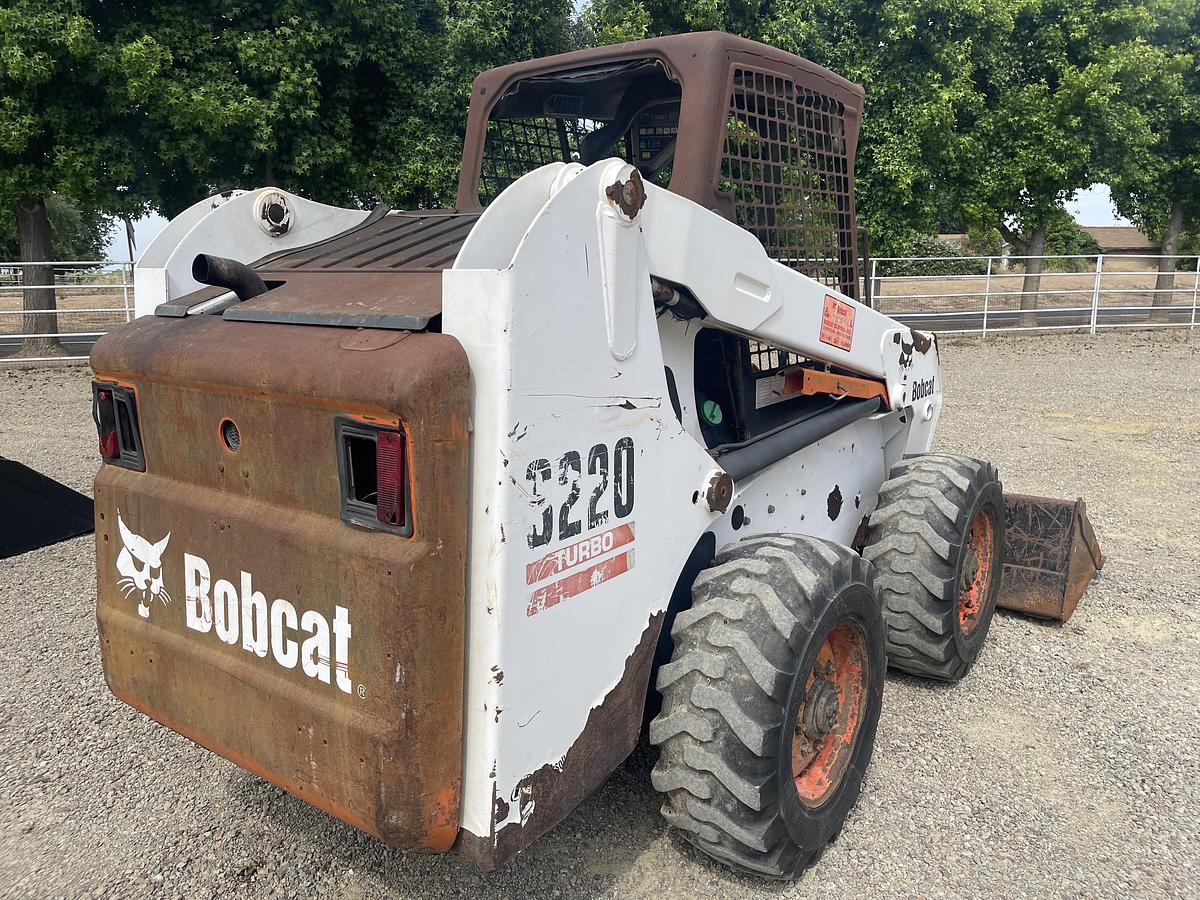 Used 2007 Bobcat S220
