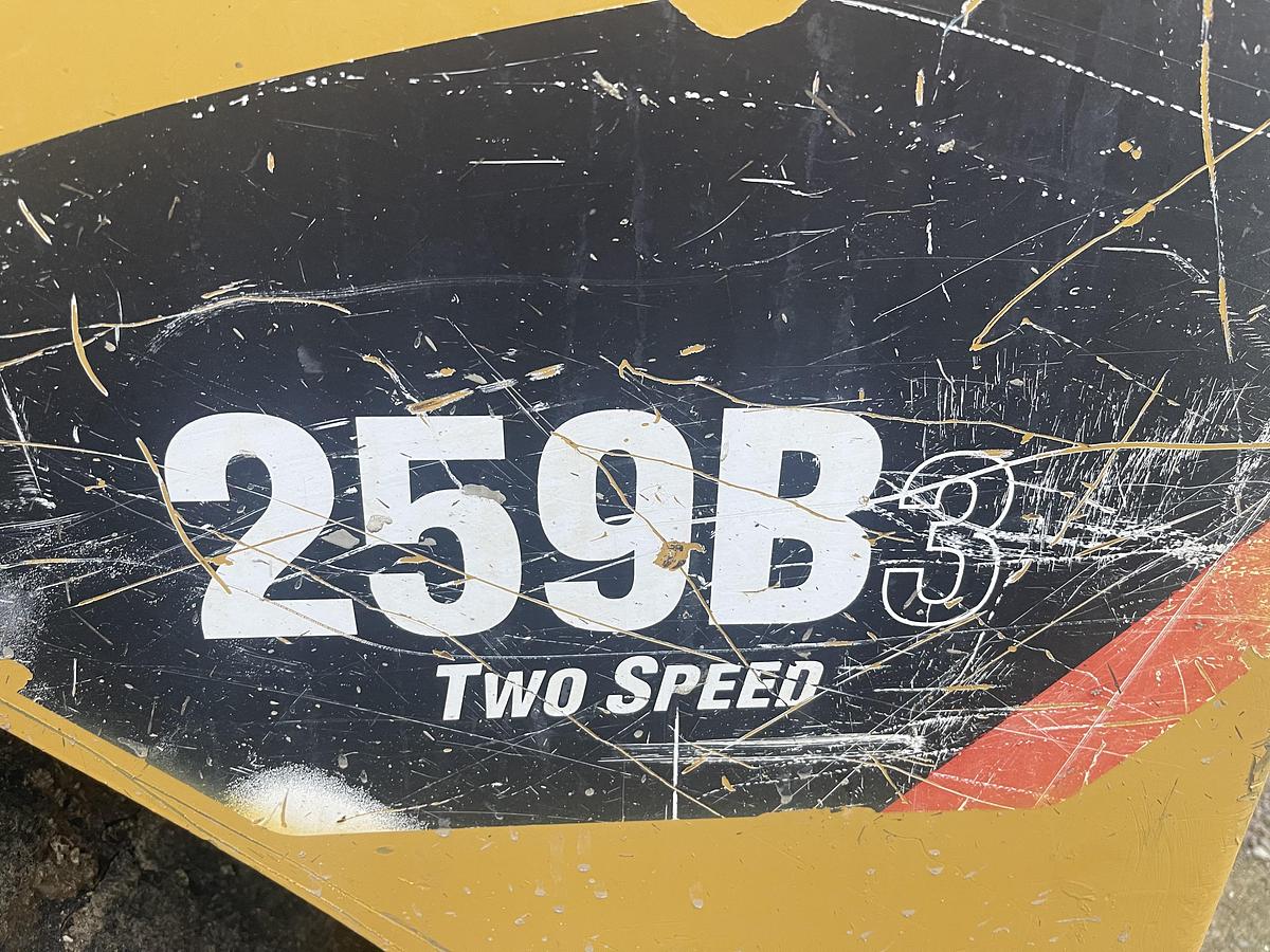 Used 2013 CAT 259B3