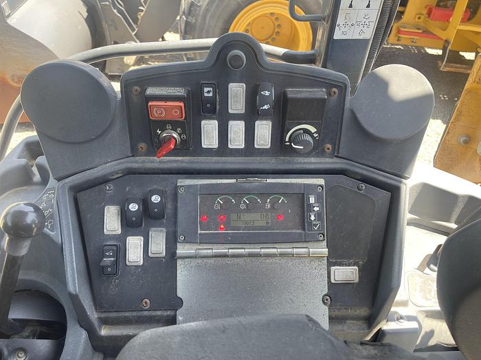 Used 2011 John Deere 310J