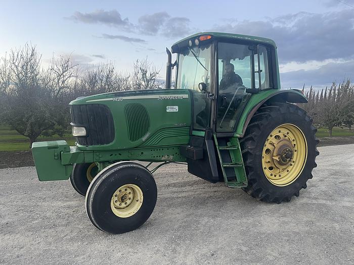 Used 2006 John Deere 7420