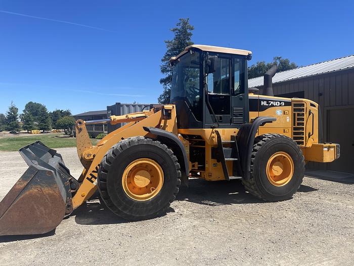 Used 2012 Hyundai 740-9