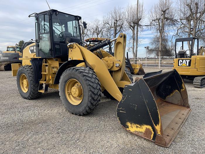 Used 2016 Cat 918M