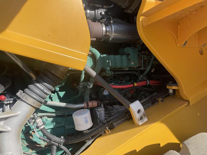 Used 2012 Volvo L60G