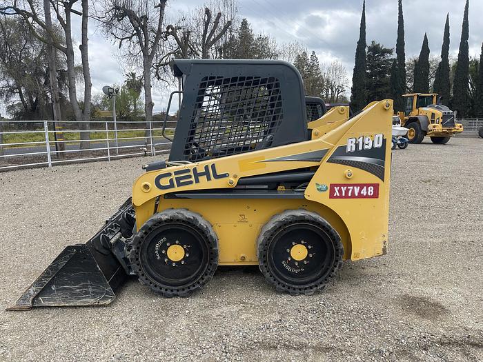 Used 2017 GEHL