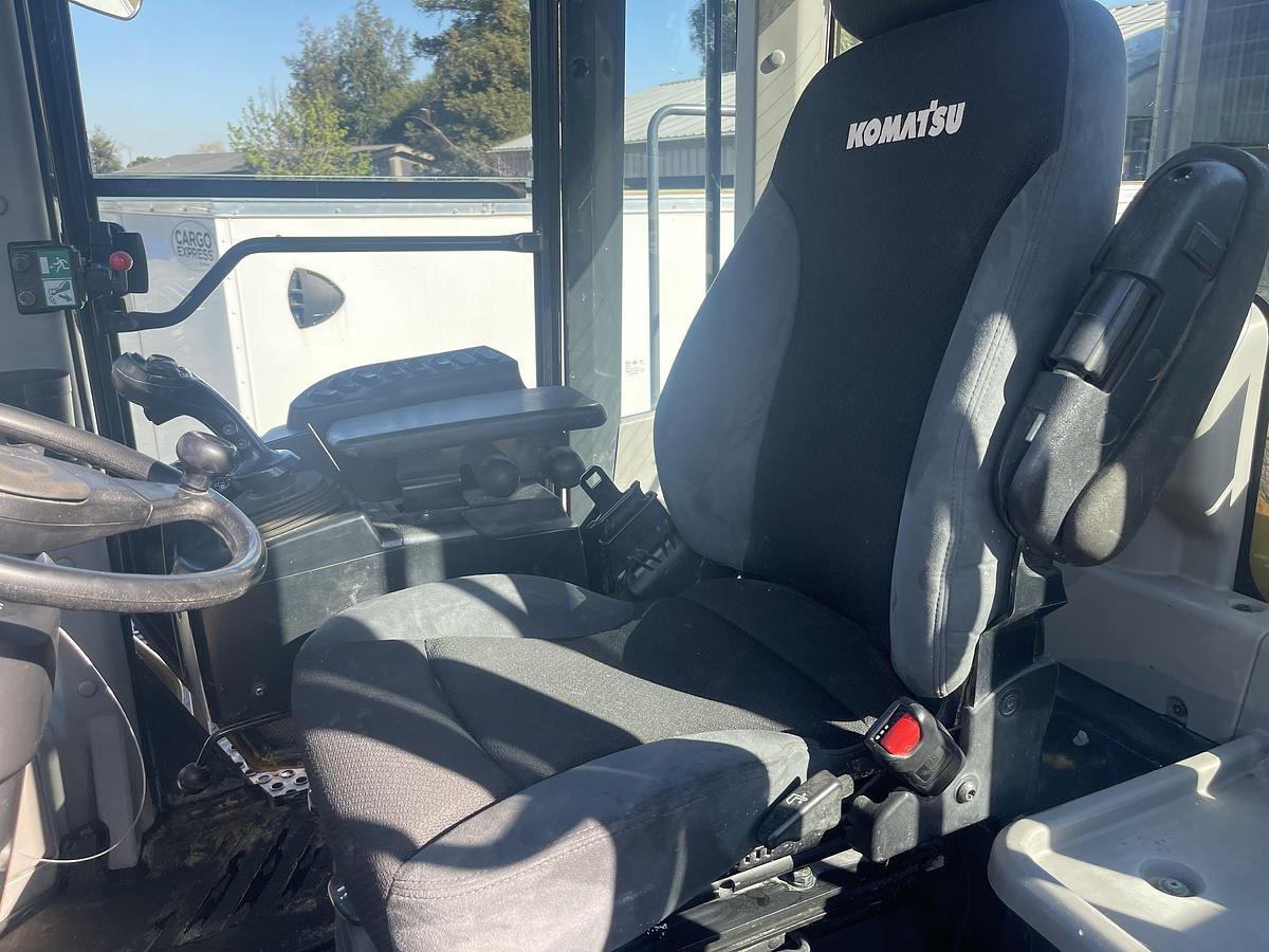 Used 2018 Komatsu WA380-8