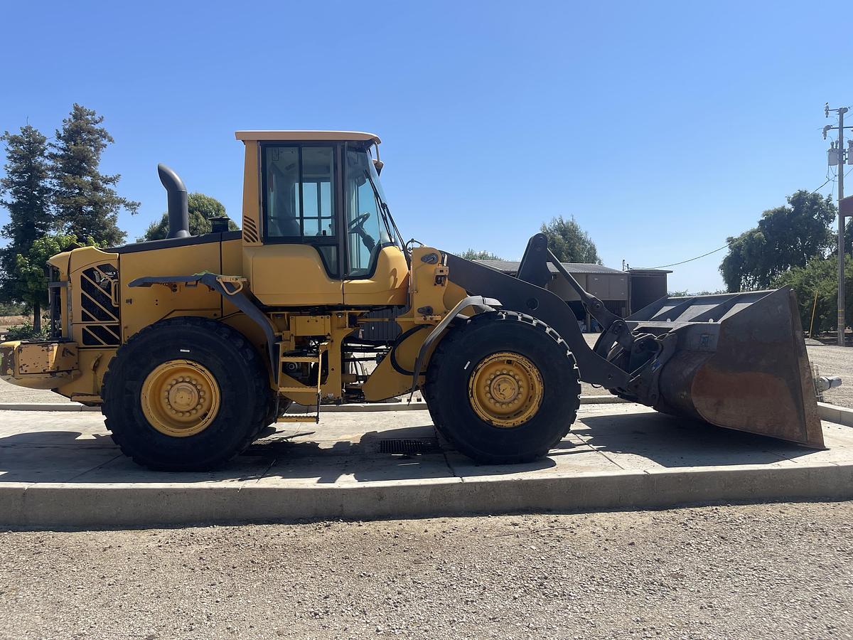 Used 2008 VOLVO L70F