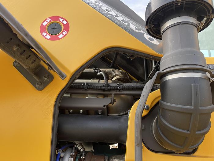 Used 2016 Volvo L70H